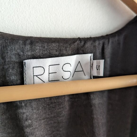 NWOT RESA black textured satin cap short sleeve v-neck wrap black tie maxi dress - Picture 3 of 6